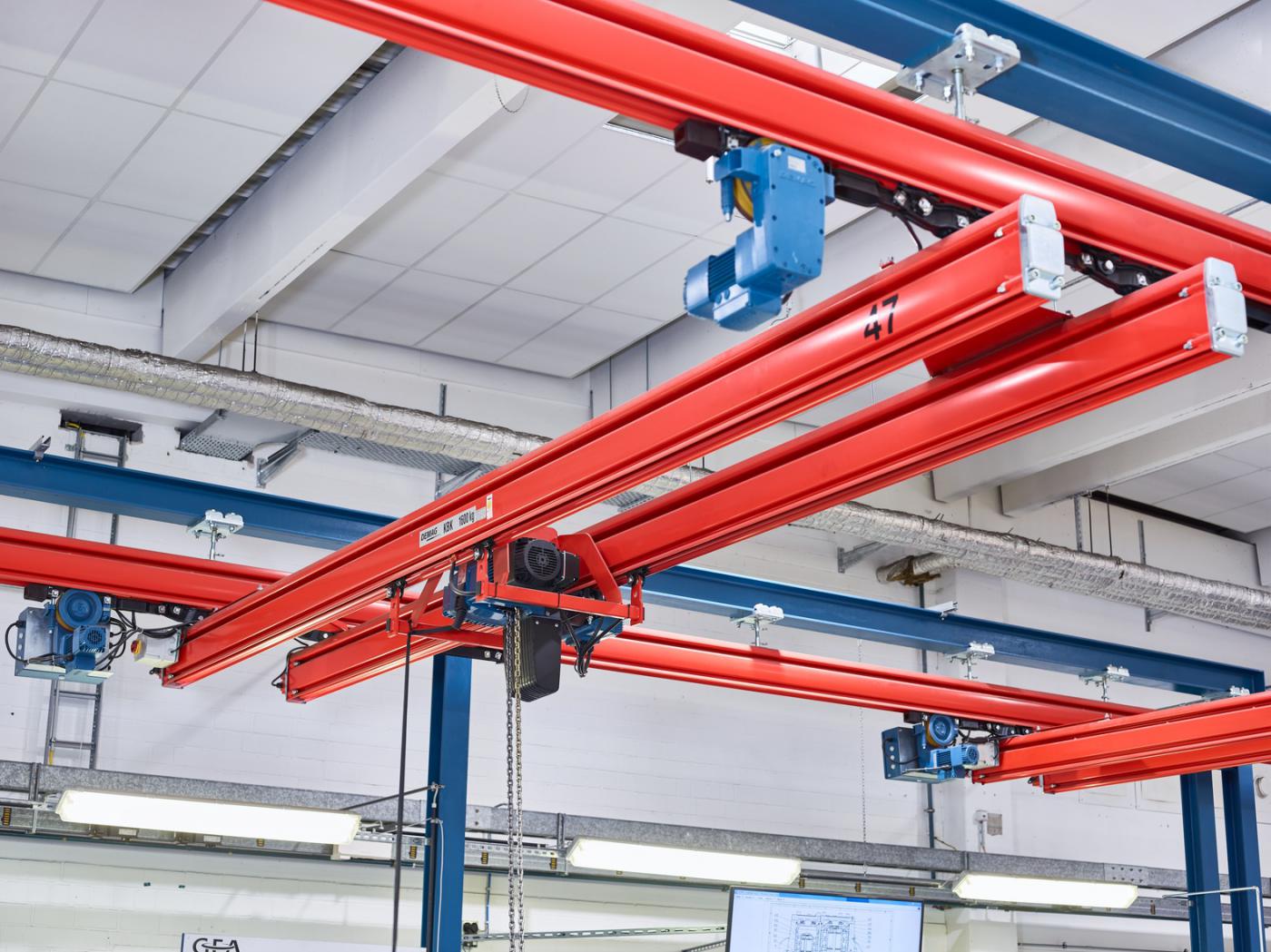 Dubbelligger KBK kraan ELMEC Demag